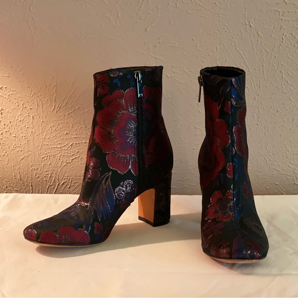 Marc Fisher Grazie Booties - Size 5.5 - image 3